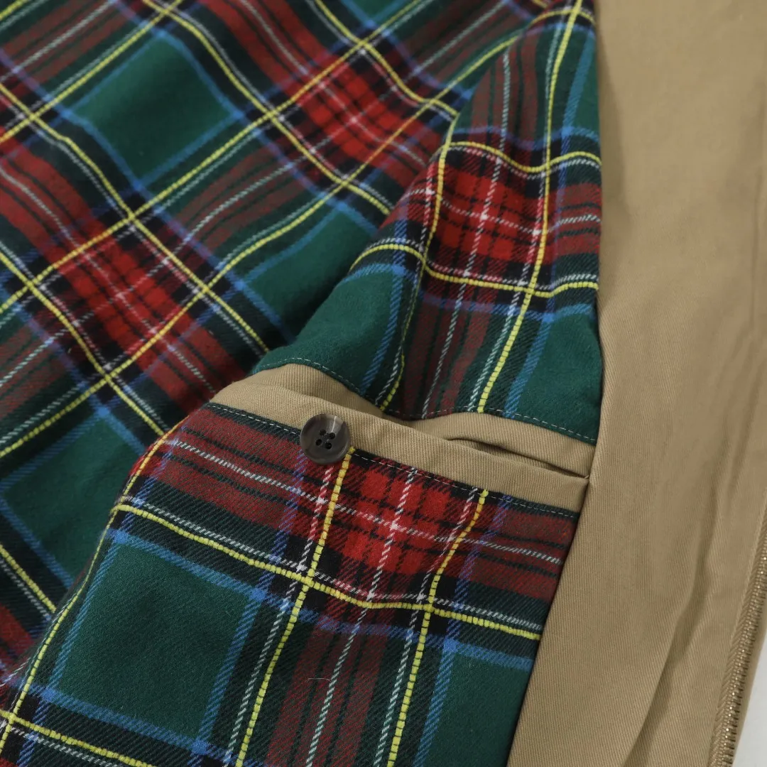 P360 #R43 Ralph Lauren/Ralph Lauren American vintage classic lapel old cadre retro jacket, thickened in autumn and winter, woolen lining, classic design, timeless classic, thick cotton fabric, showing a sense of vintage, collar and cuffs colorful plaid embellishment, looks good on both men and women, comfortable and comfortable, focuses on relaxed retro YYDS, one for each man and woman, an indispensable piece for autumn and winter, the hottest jacket at the moment The 100% cotton twill is thick and thick, and the pure cotton colorful plaid lining is distinguished by digital printing in the market. Exquisite embroidery. The Harrington jacket has a loose fit, is short and fat, and is super versatile. It is clean-fitting and is perfect for men and women!   Color: Khaki Navy Red Black Size: S/M/L/XL Length: 68 70 72 74 Sleeve Length: 63 64 65 66 Shoulder Width: 51 52 53 54 Bust: 126 130 134 138